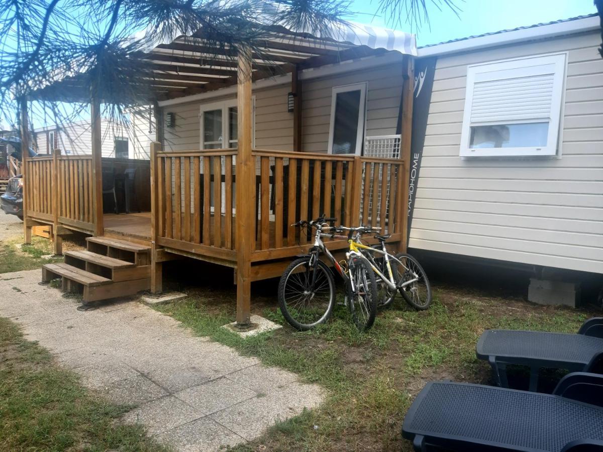 Camping Des Dunes De Contis Mobilhome 3Ch, سان جوليان-أون-بورن المظهر الخارجي الصورة