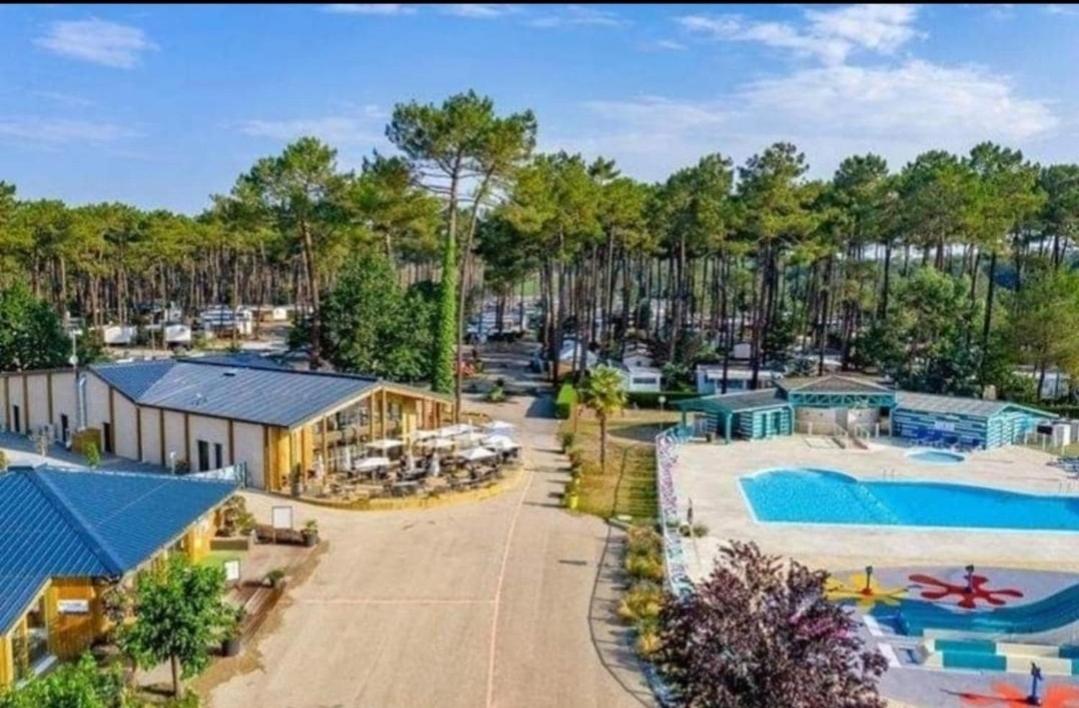 Camping Des Dunes De Contis Mobilhome 3Ch, سان جوليان-أون-بورن المظهر الخارجي الصورة